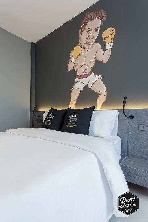 Dent Station Resident Hotell Phuket Exteriör bild