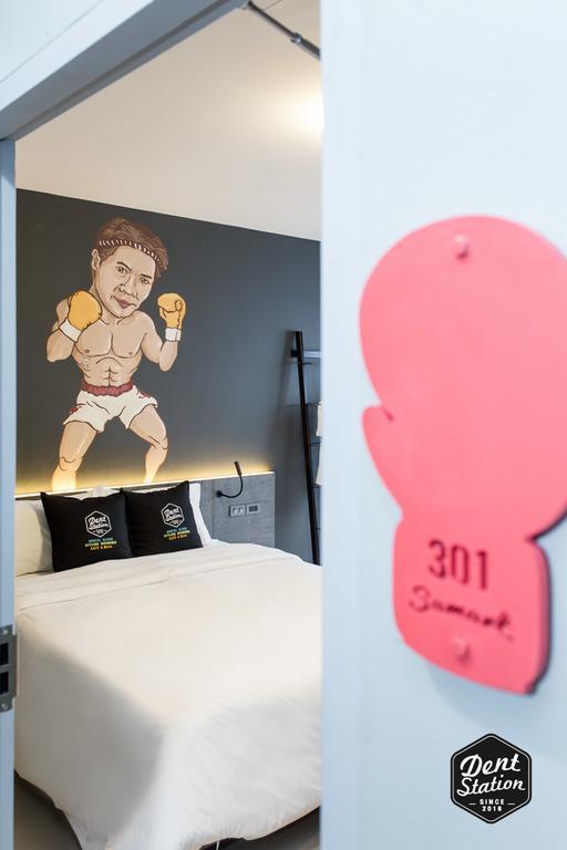 Dent Station Resident Hotell Phuket Exteriör bild