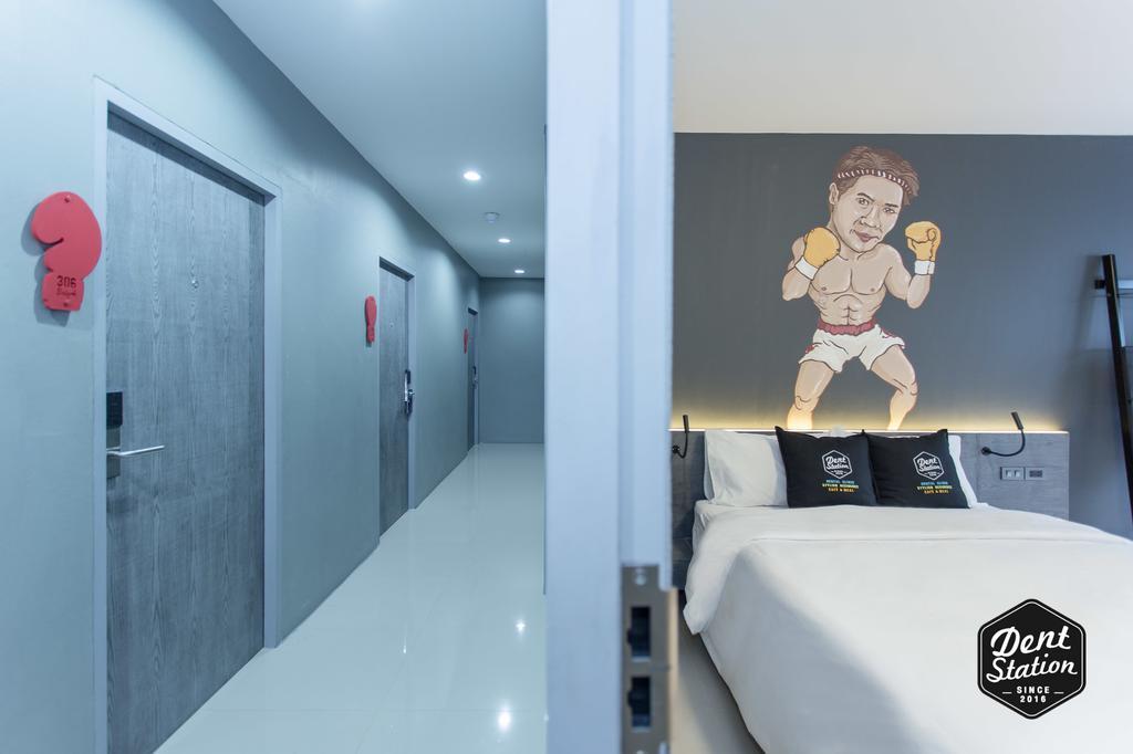Dent Station Resident Hotell Phuket Exteriör bild