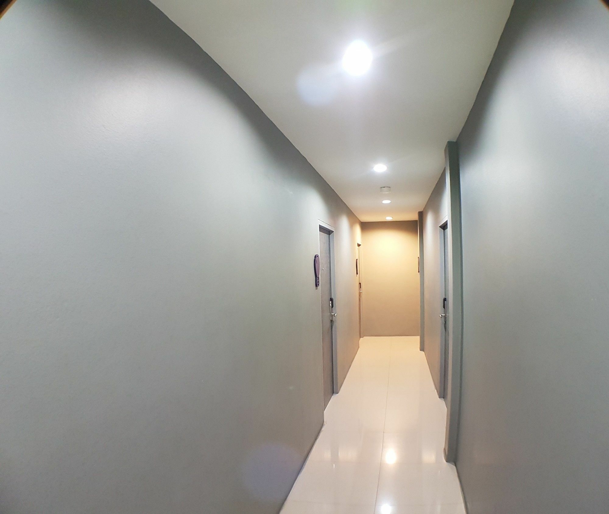 Dent Station Resident Hotell Phuket Exteriör bild